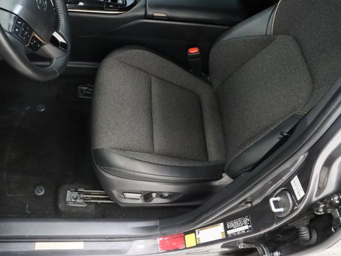 Certified 2024 Toyota Crown XLE image 15