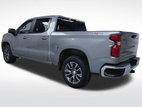 Used 2023 Chevrolet Silverado 1500 LT AWD/4WD image 6