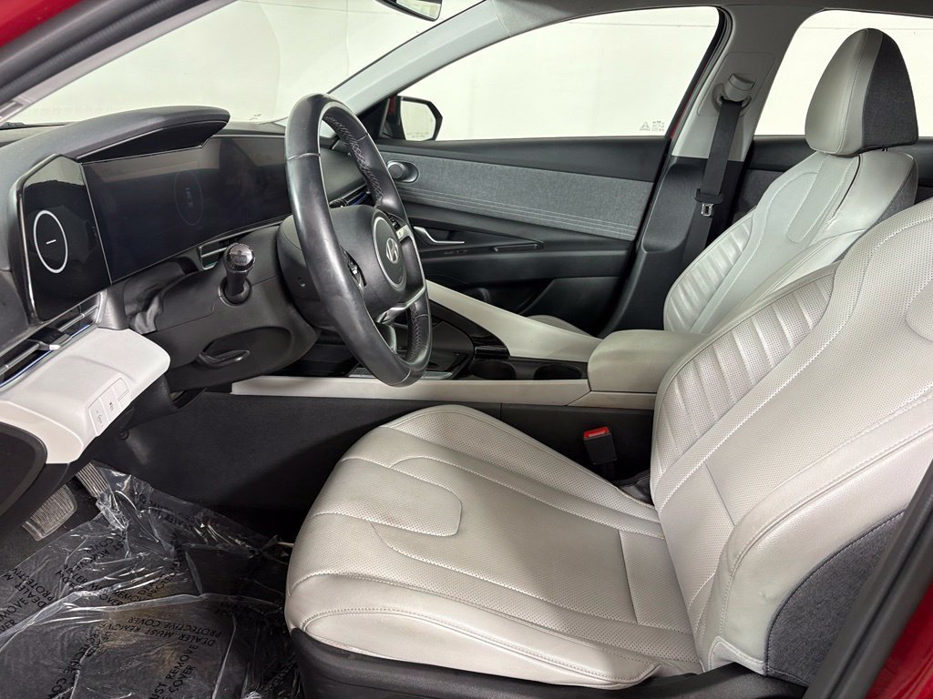 Used 2024 Hyundai Elantra Limited FWD image 21