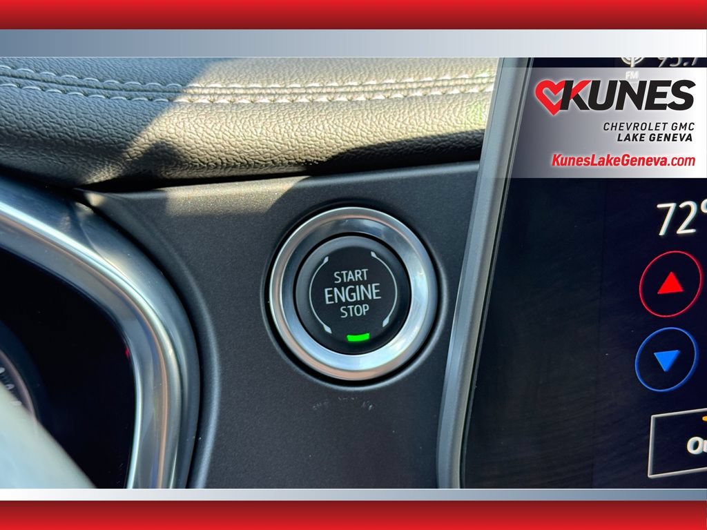 Used 2025 Chevrolet Blazer LT AWD/4WD image 29