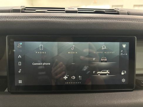Used 2020 Land Rover Defender 110 First Edition AWD/4WD image 60