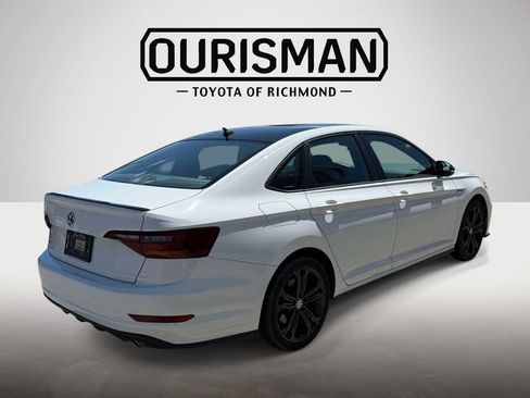 Used 2019 Volkswagen Jetta GLI FWD image 4