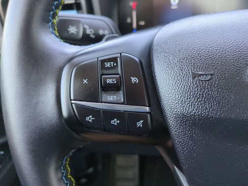 Used 2025 Ford Maverick Lobo AWD/4WD image 22