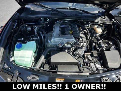 Used 2022 MAZDA MX-5 Miata Sport image 11