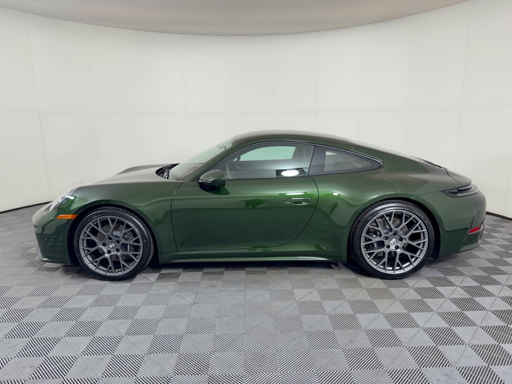 New 2026 Porsche 911 Carrera RWD image 2