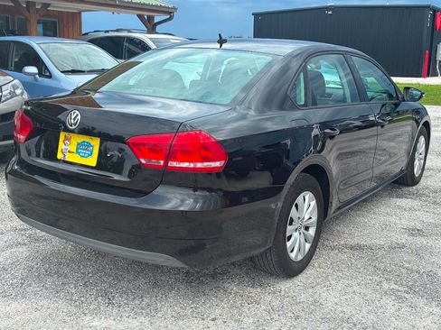 Used 2012 Volkswagen Passat 2.5 S FWD image 4