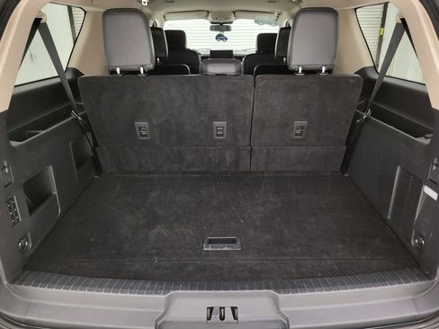 Used 2024 Ford Expedition Max XLT image 35