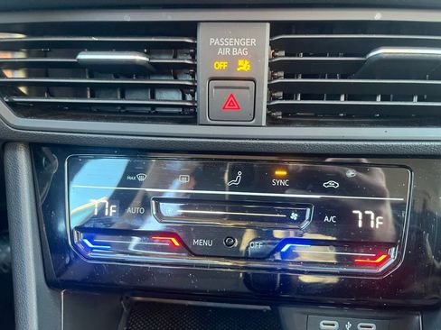 Certified 2025 Volkswagen Jetta S image 16