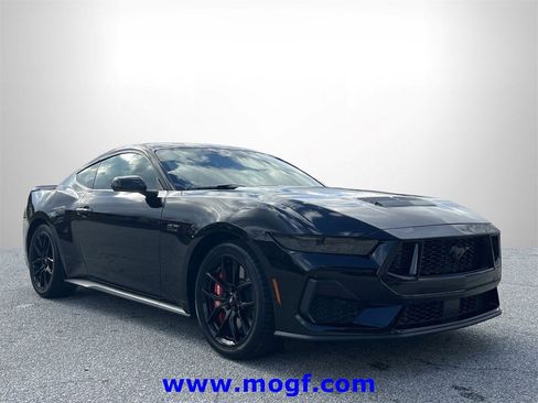 Certified 2024 Ford Mustang GT image 4