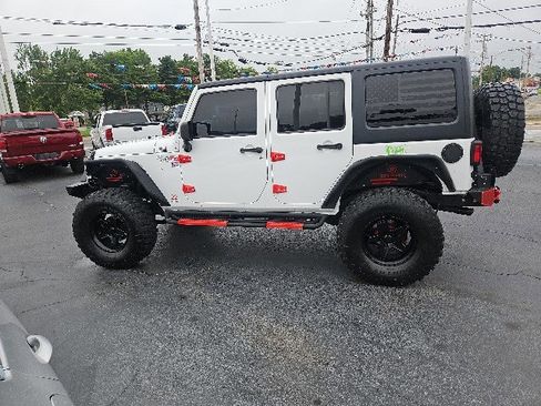 Used 2012 Jeep Wrangler Unlimited Sport AWD/4WD image 6