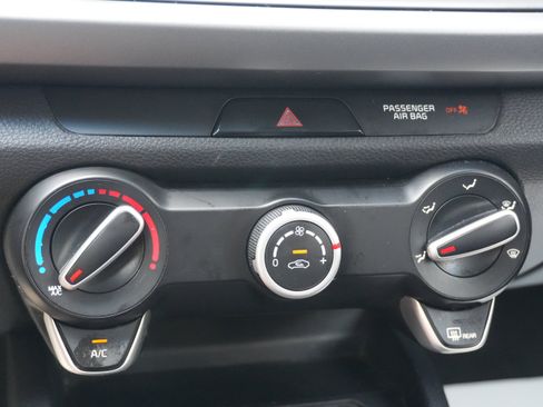 Used 2020 Kia Rio S FWD image 32