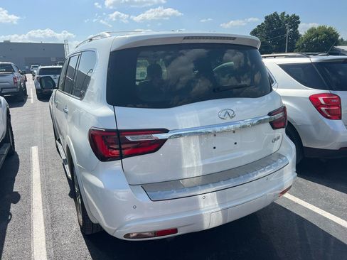 Used 2018 INFINITI QX80 4WD w/ Driver Assistance Package image 4