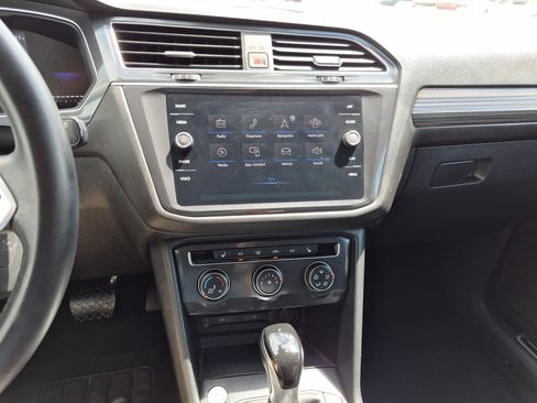 Used 2024 Volkswagen Tiguan Wolfsburg Edition AWD/4WD image 27