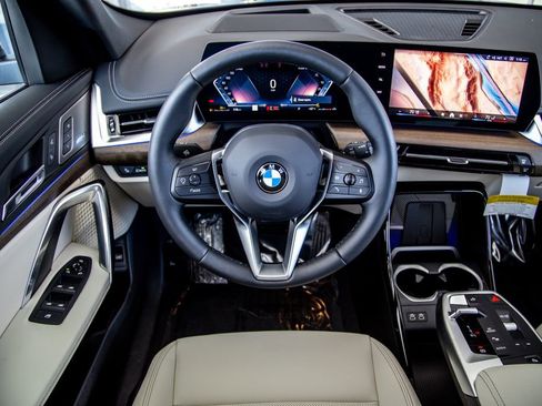 New 2026 BMW X1 xDrive28i w/ Technology Package image 11