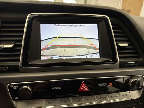 Used 2019 Hyundai Sonata SEL FWD image 14