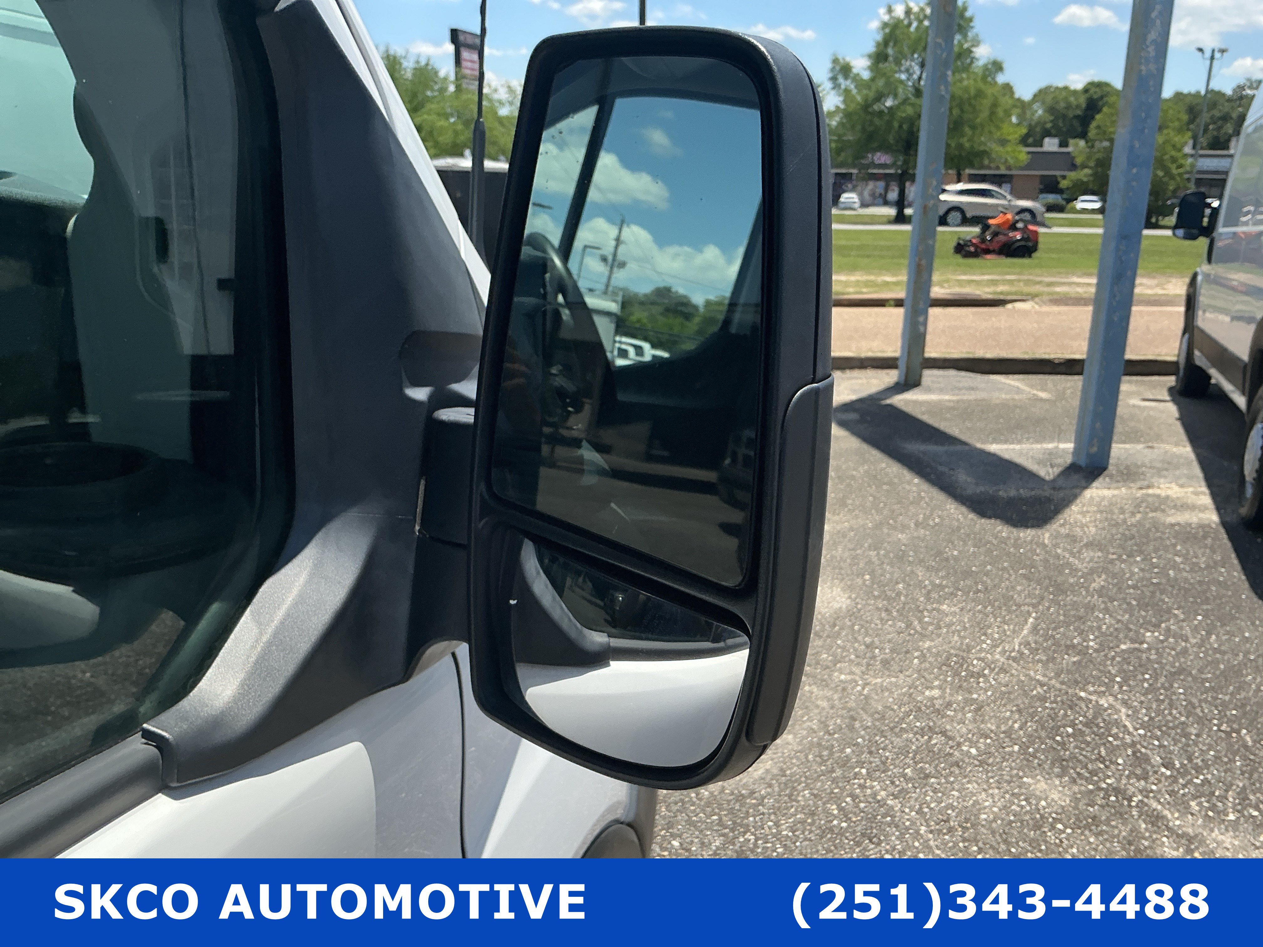 Used 2023 Ford Transit 250 Medium Roof RWD image 12