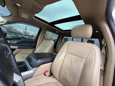 Used 2017 Ford F250 Lariat w/ Lariat Ultimate Package AWD/4WD image 23