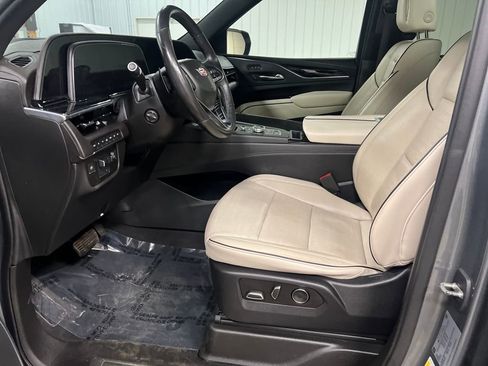 Certified 2021 Cadillac Escalade Sport w/ Driver Assist Tech Package image 13
