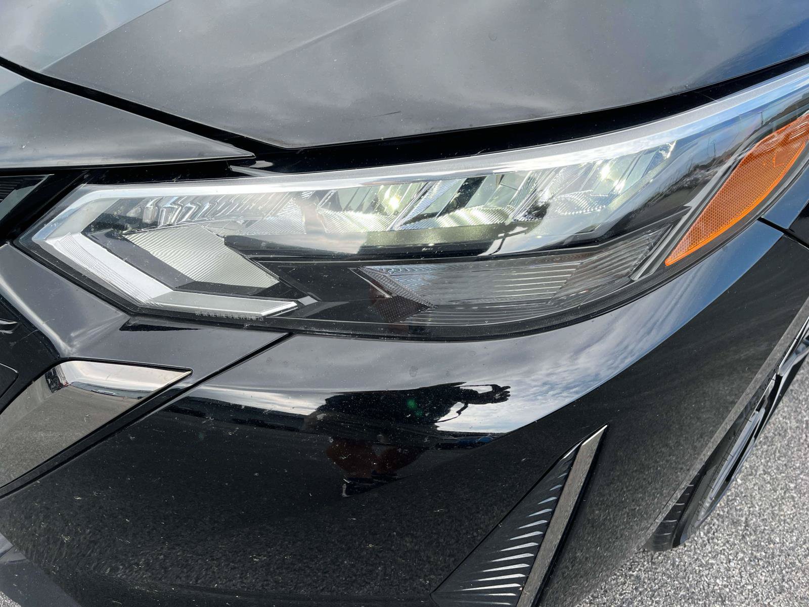 Used 2025 Nissan Sentra SR FWD image 9