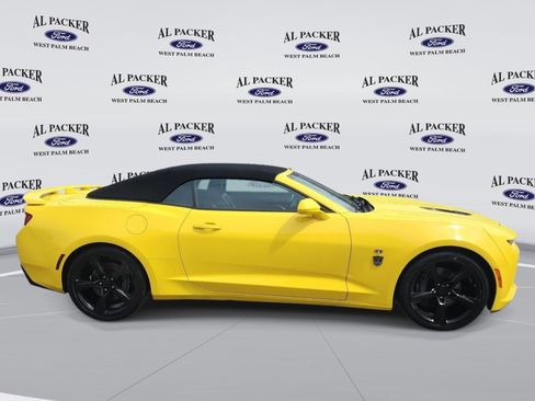 Used 2017 Chevrolet Camaro SS RWD image 7