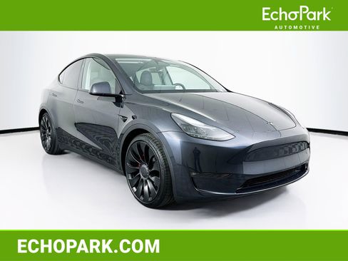 Used 2024 Tesla Model Y Performance image 1