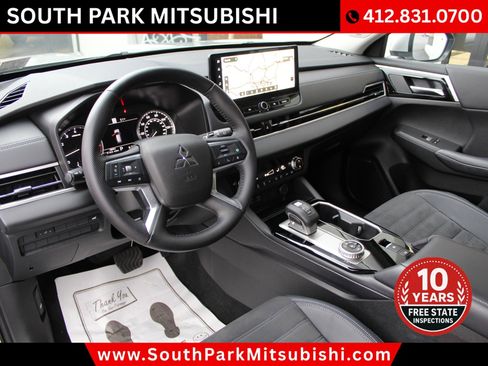 Used 2025 Mitsubishi Outlander SE AWD/4WD image 11