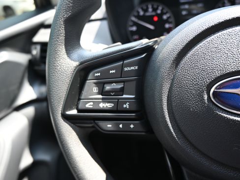 Certified 2025 Subaru Crosstrek 2.0i Premium image 17