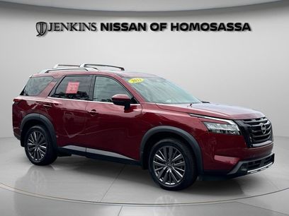 Certified 2023 Nissan Pathfinder SL w/ SL Premium Package