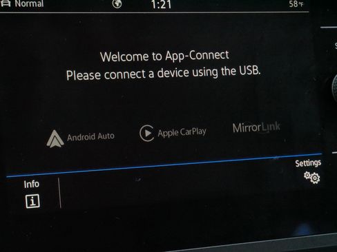 Used 2022 Volkswagen Tiguan SE AWD/4WD image 28