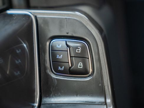 Certified 2023 Ford F150 Lariat w/ Equipment Group 502A High image 47