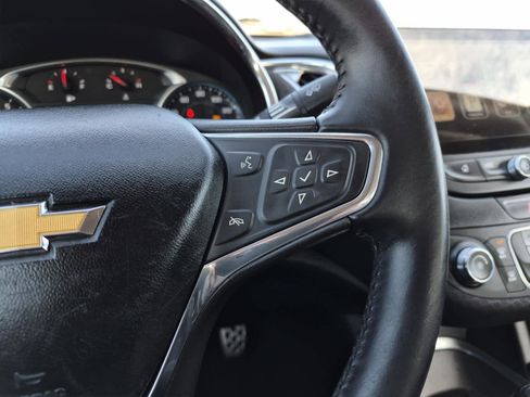 Used 2016 Chevrolet Malibu LT image 19