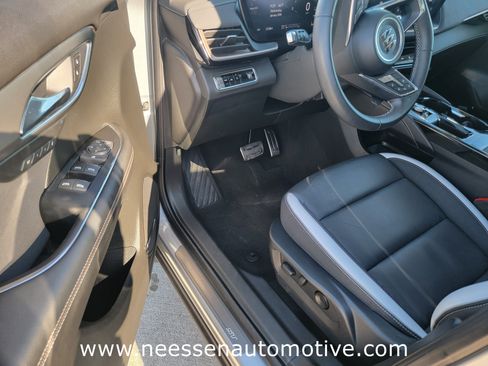 Used 2025 Buick Envision Sport Touring image 13