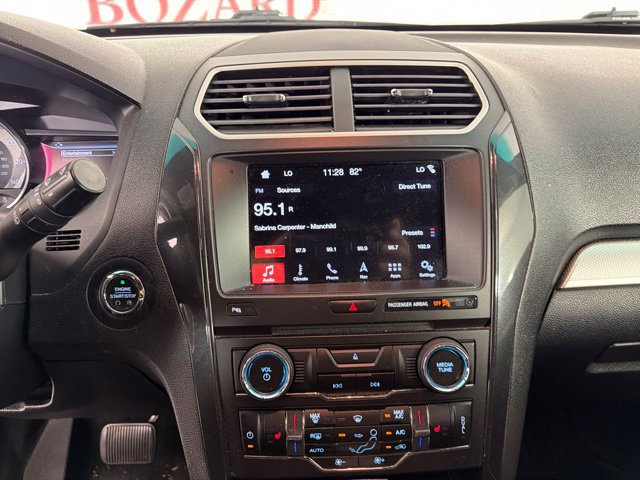 Used 2017 Ford Explorer XLT w/ Equipment Group 202A FWD image 25