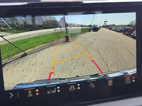 New 2026 GMC Sierra 1500 AT4 AWD/4WD image 6