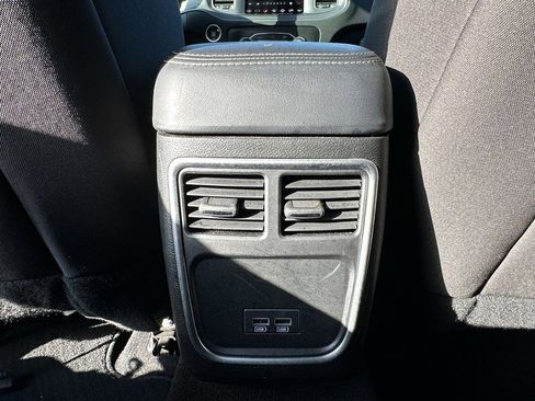 Used 2023 Dodge Charger SXT image 11