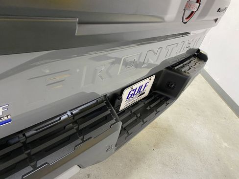 Used 2025 Nissan Frontier PRO-4X w/ Pro Convenience Package AWD/4WD image 19