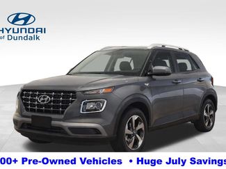 Used 2025 Hyundai Venue SEL FWD video 1