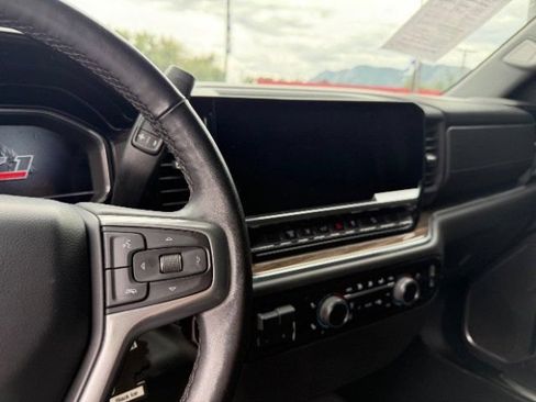 Used 2024 Chevrolet Silverado 2500 LT AWD/4WD image 18