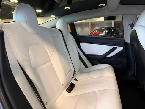 Used 2018 Tesla Model 3 Performance image 22