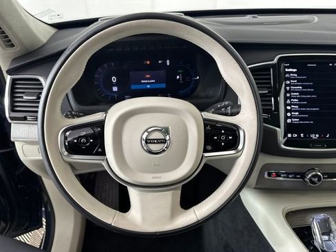 Used 2024 Volvo XC90 T8 Ultimate w/ Lounge Package image 14