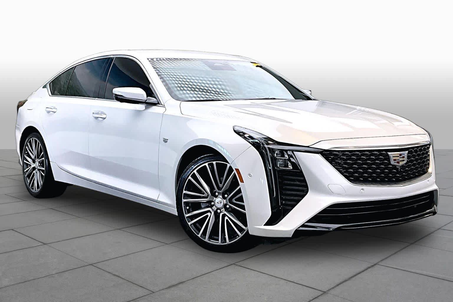 Used 2025 Cadillac CT5 Premium Luxury RWD image 3