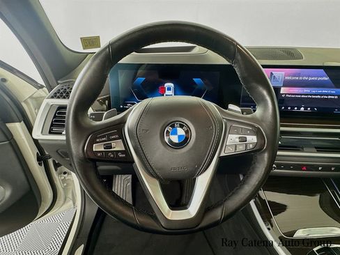 Used 2024 BMW X5 xDrive40i w/ Executive Package AWD/4WD image 11