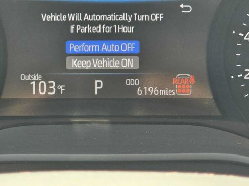 Certified 2026 Toyota Sienna XLE FWD image 28