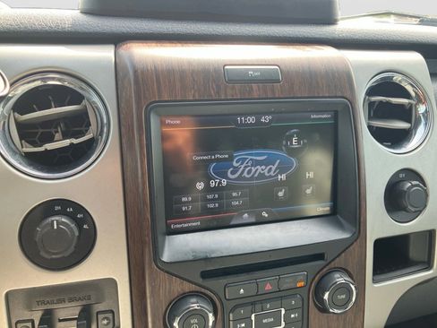 Used 2013 Ford F150 Lariat image 21