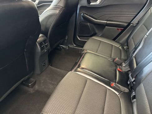 Used 2025 Ford Escape ST-Line image 11