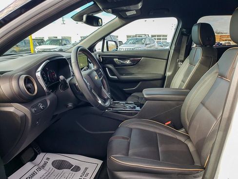 Used 2023 Chevrolet Blazer Premier w/ Enhanced Convenience Package image 11