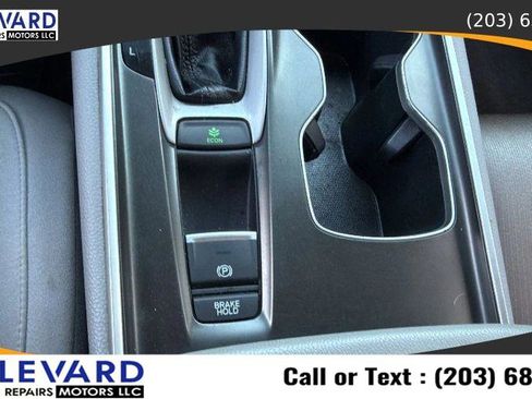 Used 2018 Honda Accord LX image 20
