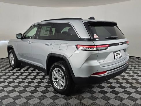 New 2025 Jeep Grand Cherokee Laredo X image 6