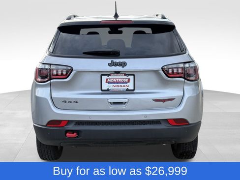 Used 2024 Jeep Compass Trailhawk image 8