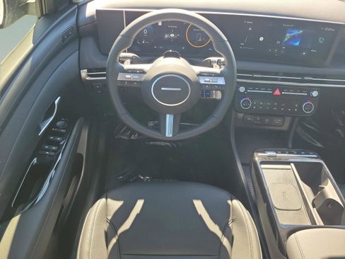New 2026 Hyundai Tucson Limited image 27